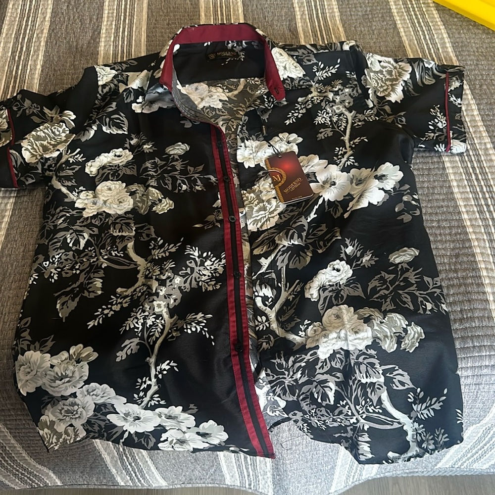 Floral shirt.